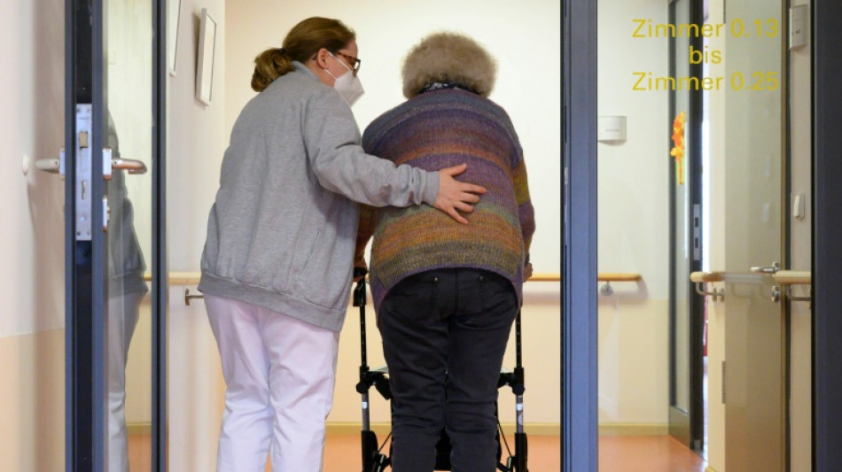 Stiftung Patientenschutz derzeit f&uuml;r mehr Tests statt Impfpflicht f&uuml;r Pflegekr&auml;fte