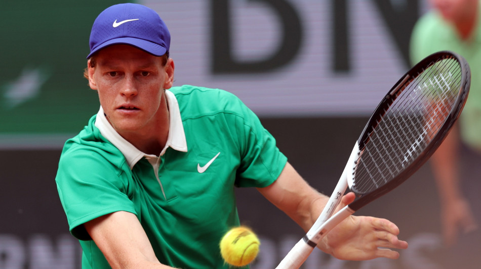 Roland Garros: Sinner travolge Lehecka e va agli ottavi