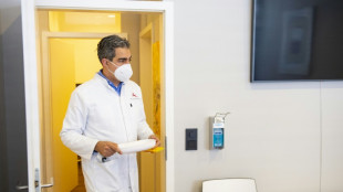 Gesundheitsministerin Warken: Pflegekräfte sollen mehr Verantwortung bekommen