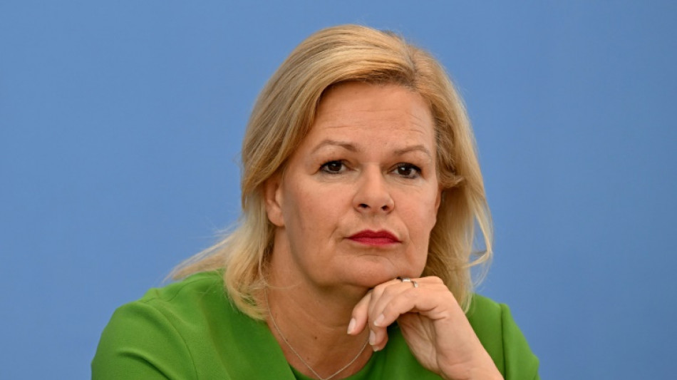 Bundesinnenministerin k&uuml;ndigt h&auml;rteres Vorgehen gegen Schleuser an