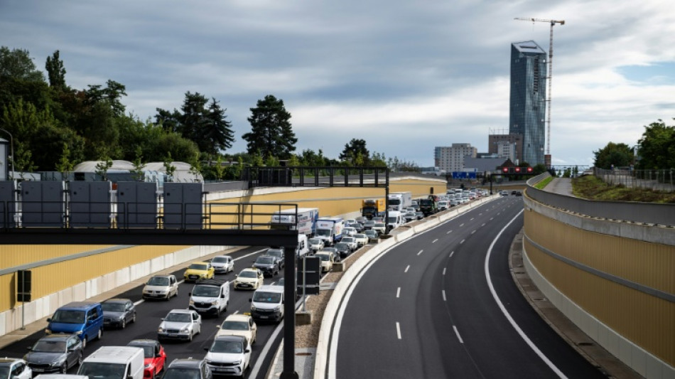 Deutlich erh&ouml;htes Verkehrsaufkommen: ADAC warnt vor Staus an Osterfeiertagen