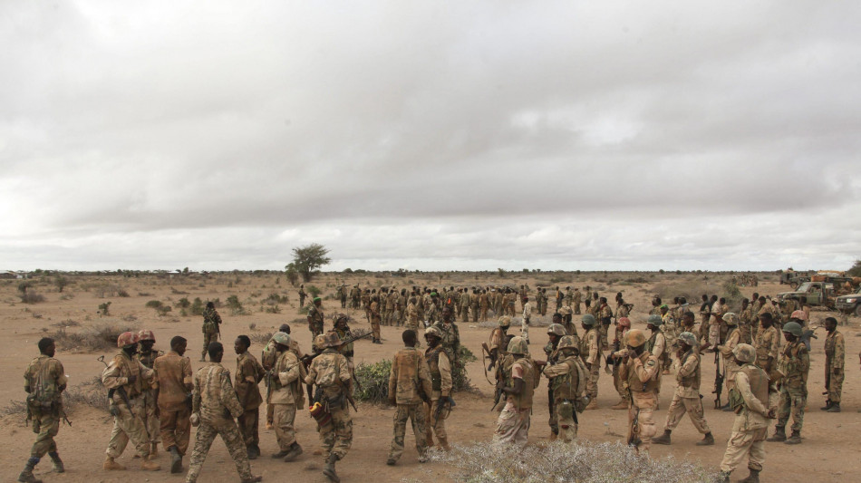 Media, raid della Somalia contro gli al Shabaab, '12 jihadisti uccisi'