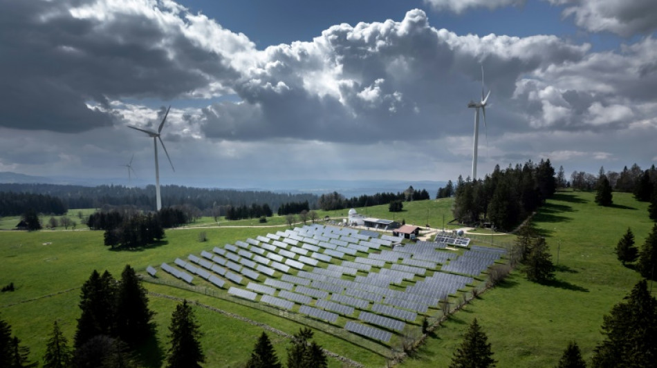 &Eacute;nergies durables et sant&eacute;, la Suisse aux urnes