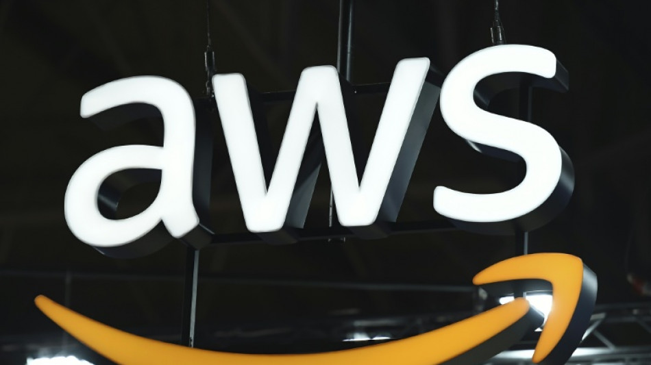 Avaria no serviço na nuvem da Amazon perturba parte da internet