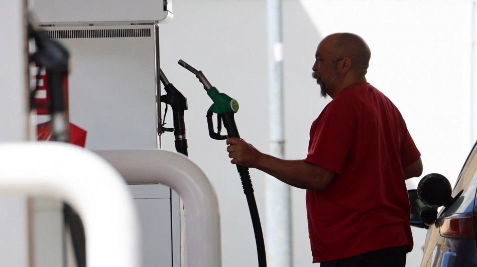 Cna, col caro-energia impatto sopra i mille euro sulle famiglie e -2% investimenti