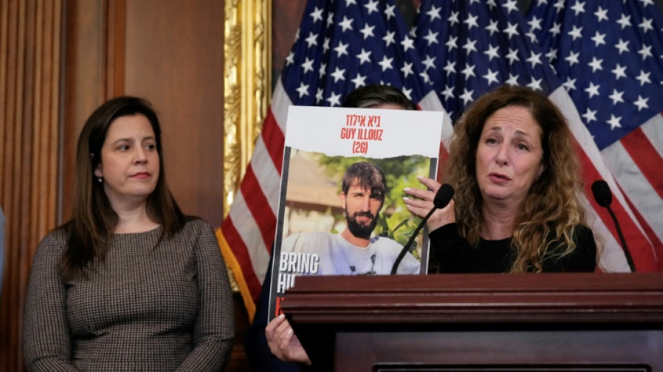 Cada d&iacute;a es "una eternidad", dicen familias de rehenes de Ham&aacute;s en Congreso de EEUU