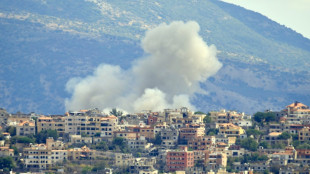 Israel ataca posi&ccedil;&otilde;es do Hezbollah no L&iacute;bano ap&oacute;s onda de explos&otilde;es