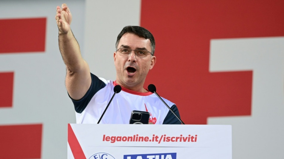 Fl&aacute;vio Bolsonaro sugere que os EUA bombardeiem embarca&ccedil;&otilde;es do tr&aacute;fico de drogas no Brasil