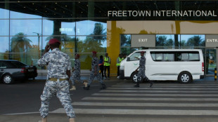 Comment Washington use de menaces et de dollars pour expulser ses migrants en Afrique