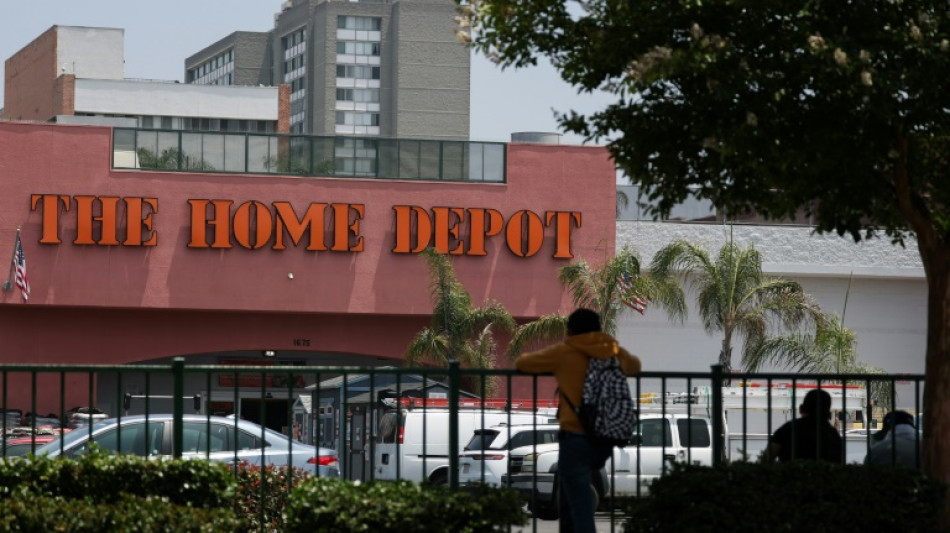 'Aterrorizante': imigrantes se arriscam a trabalhar apesar dos distúrbios em Los Angeles