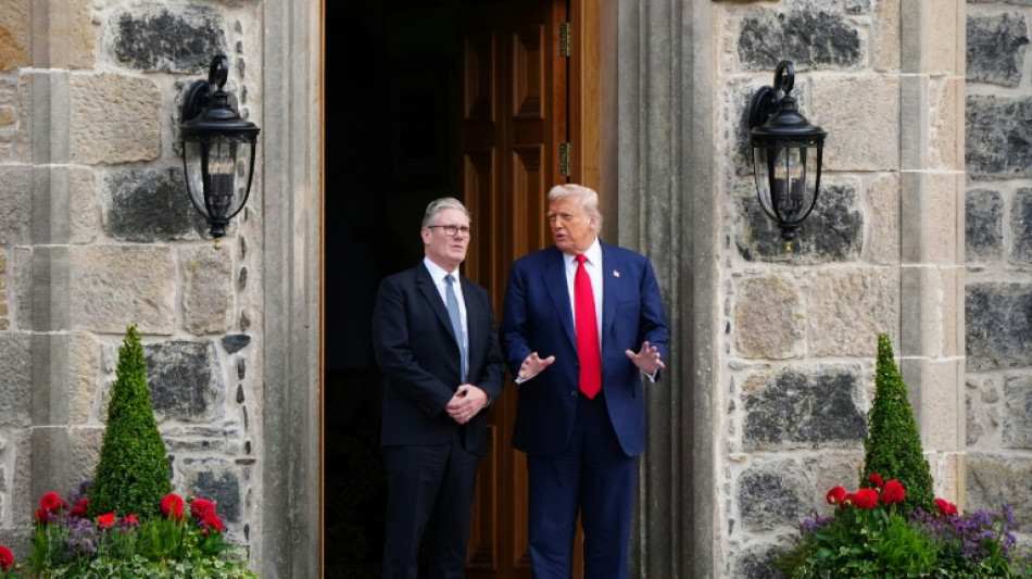 Starmer beruft Kabinett für Beratungen über Gaza-Friedensplan aus Urlaub zurück